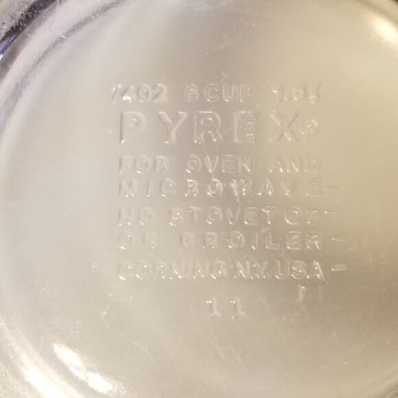 Vintage Pyrex clear nesting bowls clear set of 3 - Picture 9 of 11